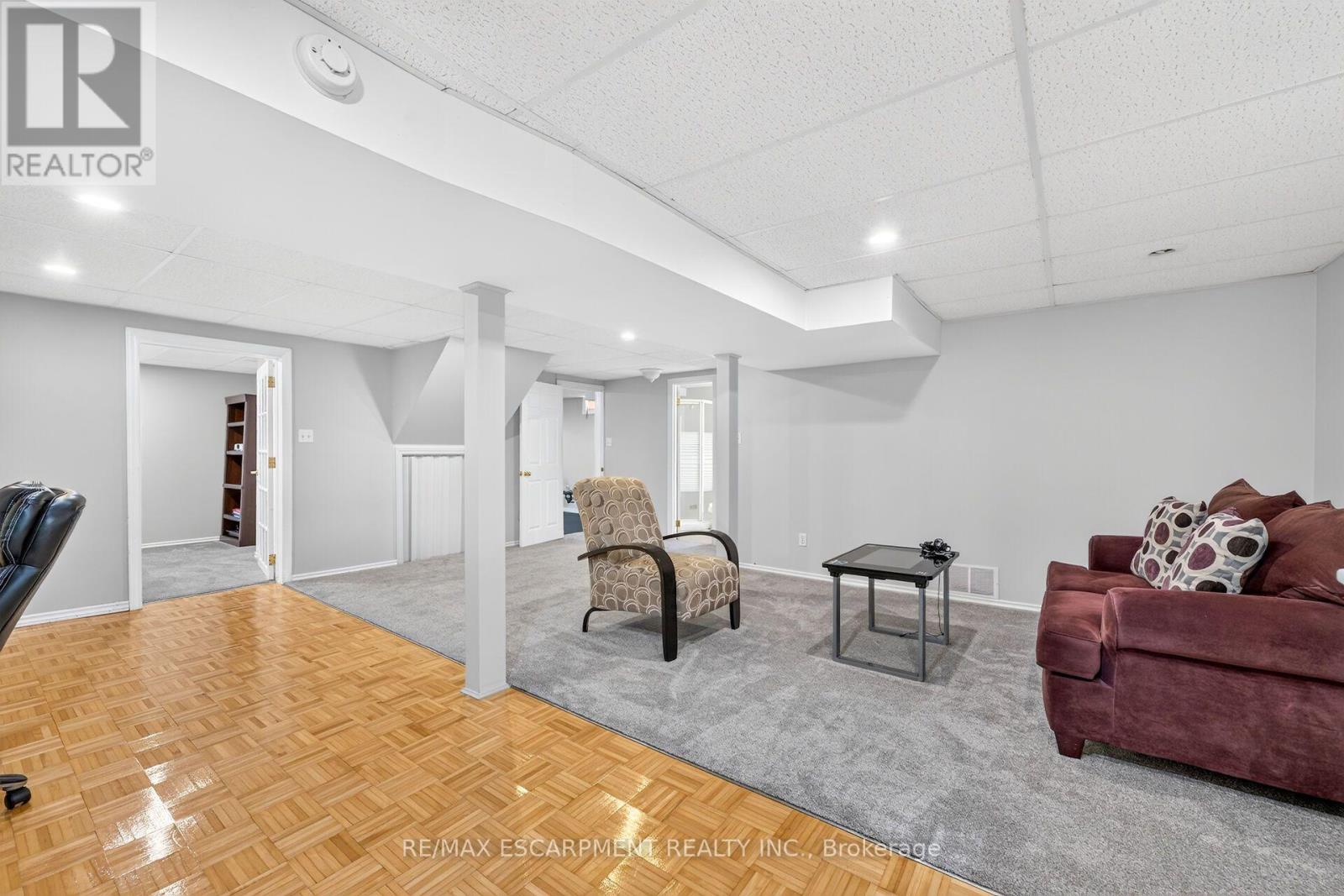 51 CABRIOLET CRESCENT - Image 37