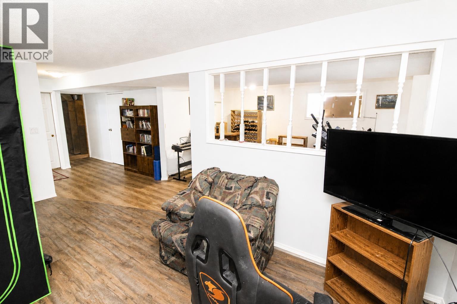 1965 SULLIVAN WAY - 25