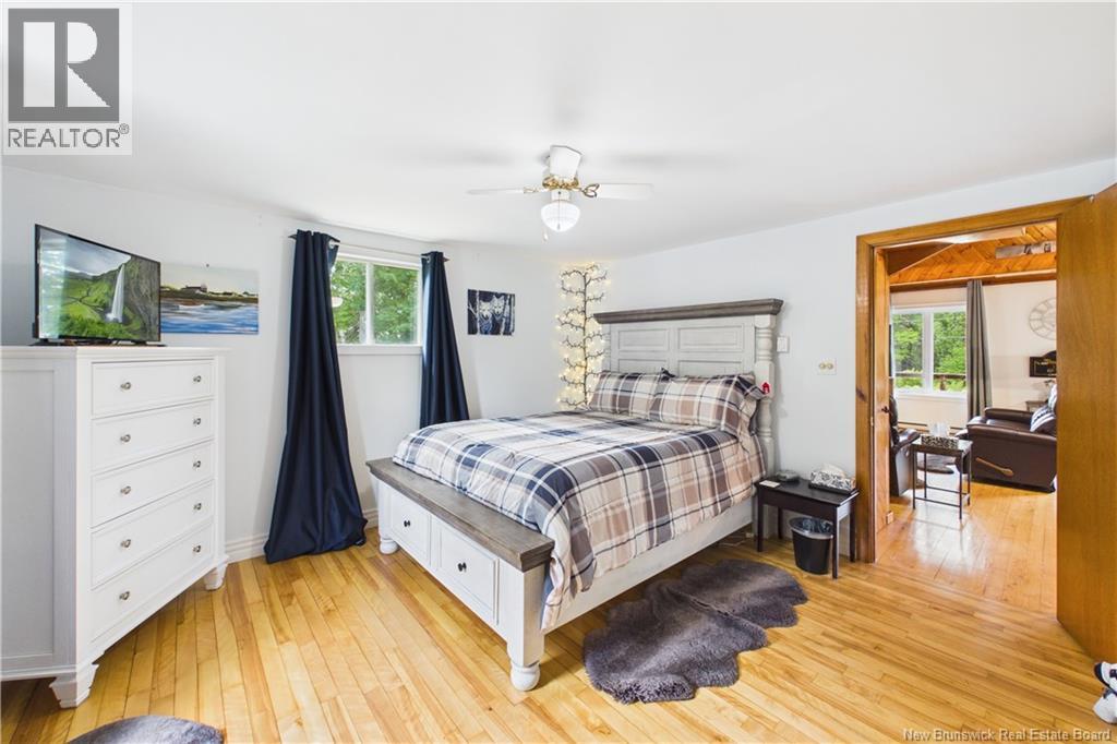 109 Salem Road - Image 21