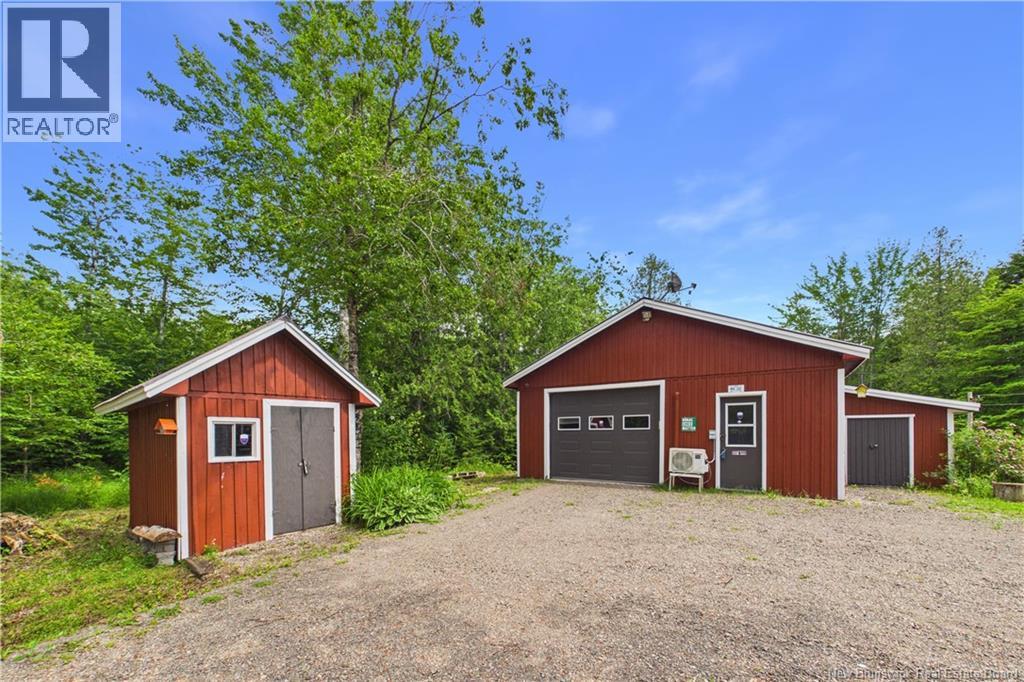 109 Salem Road - Image 3