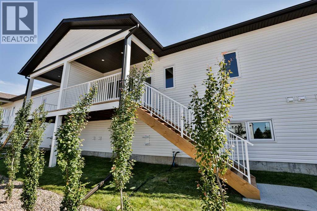 425 Meadowlark Way - 2