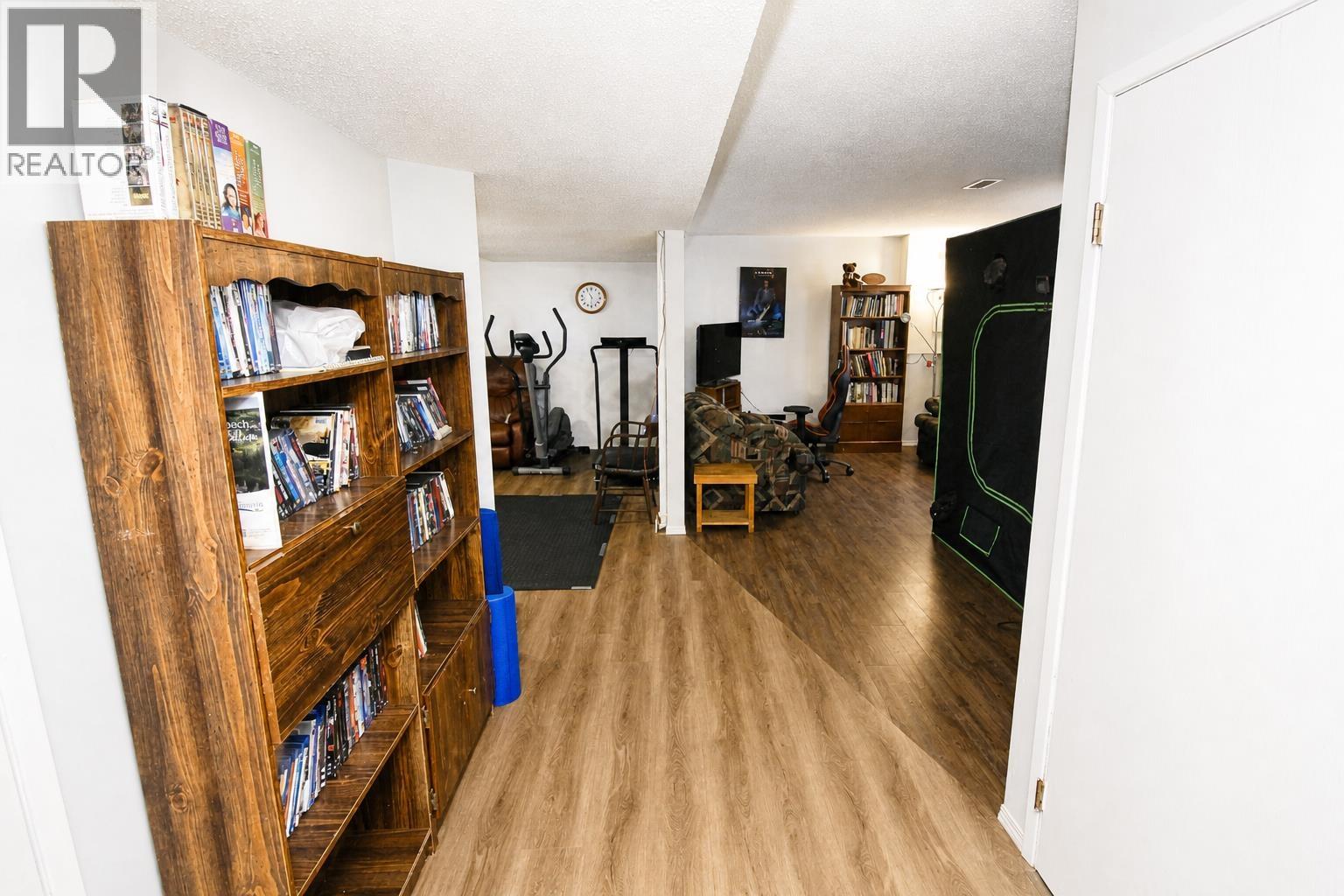1965 SULLIVAN WAY - 22