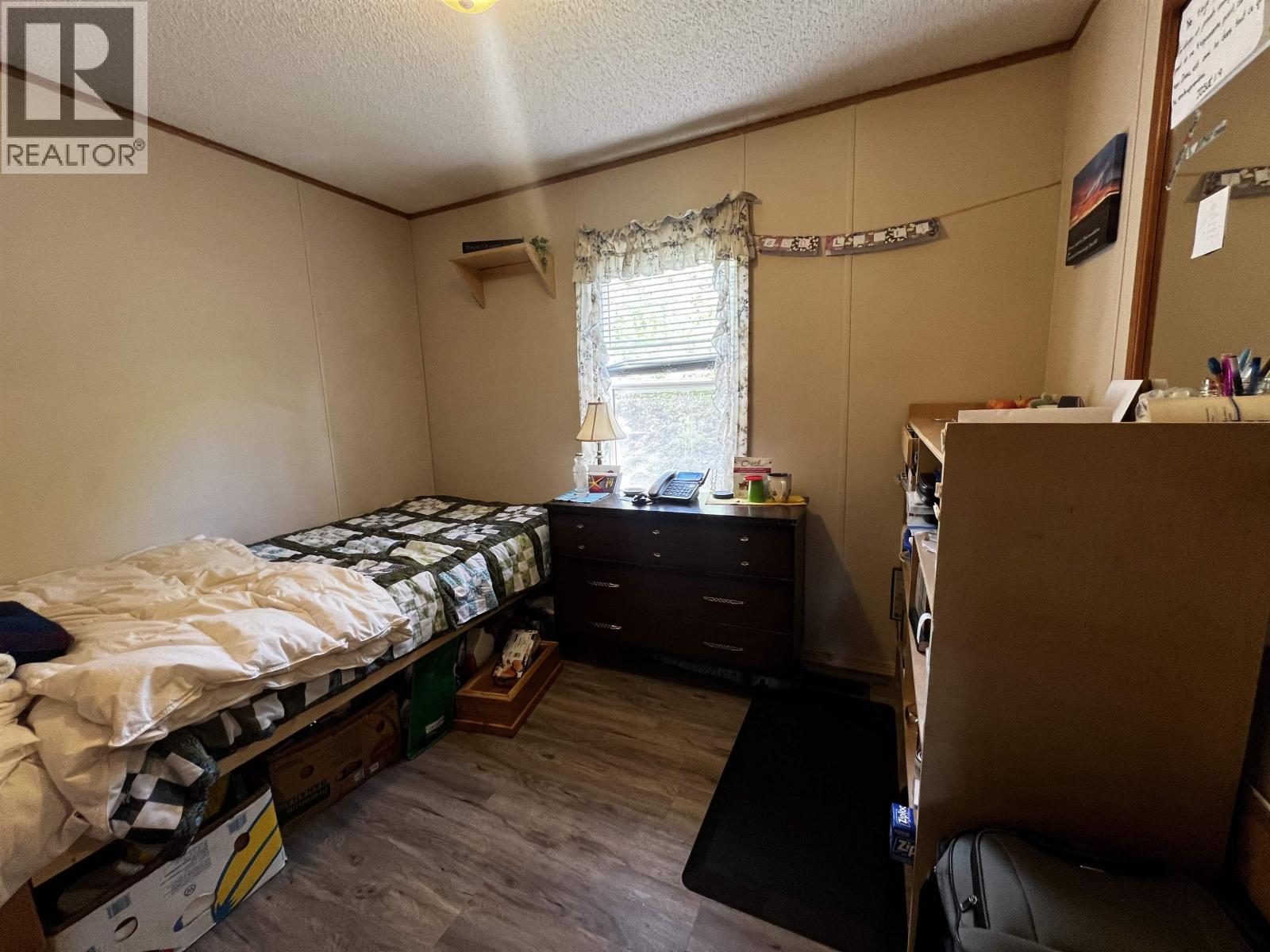 100 SCHRITT CRESCENT - 15
