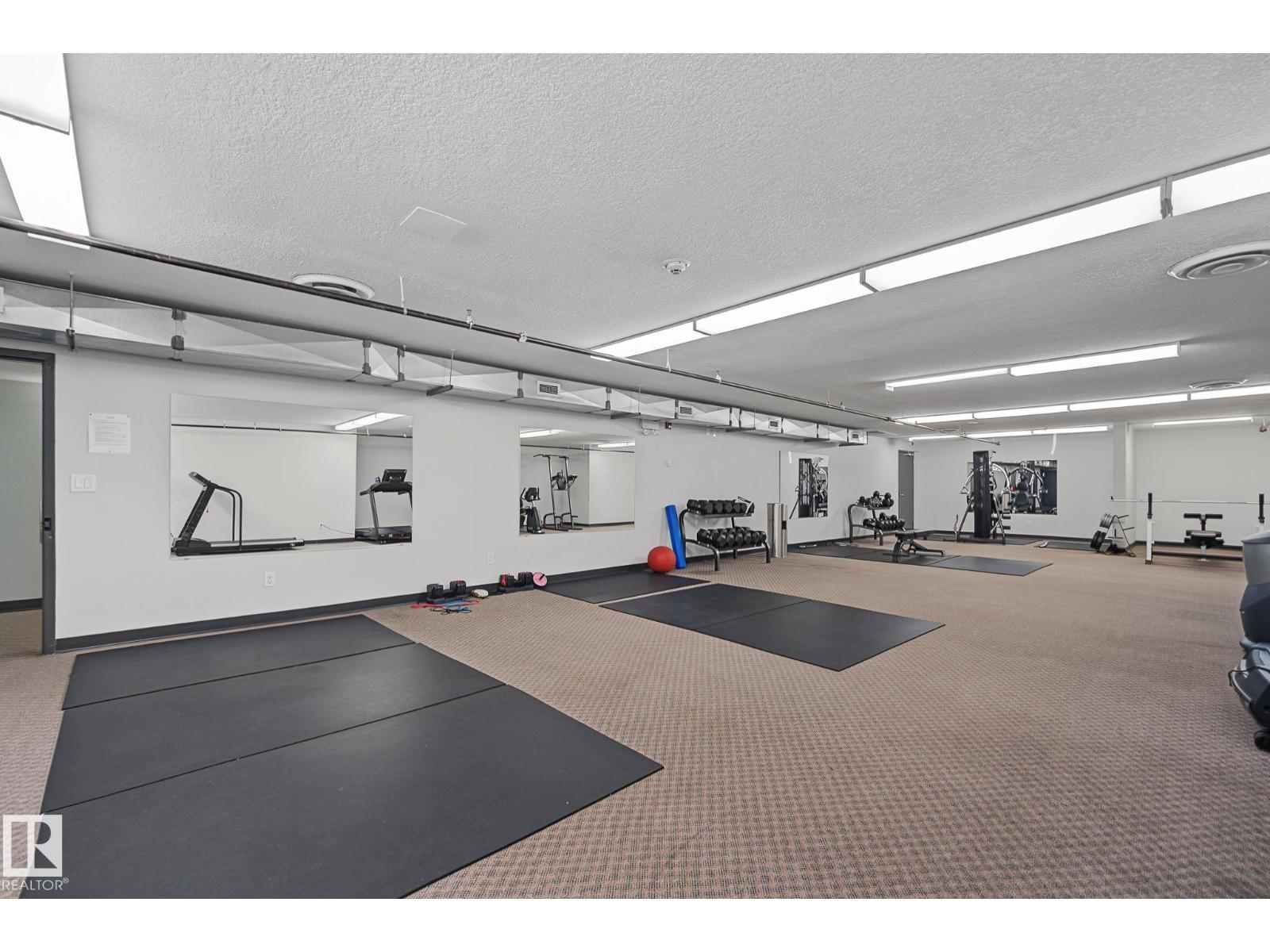 #111 5005 165 AV NW - 32