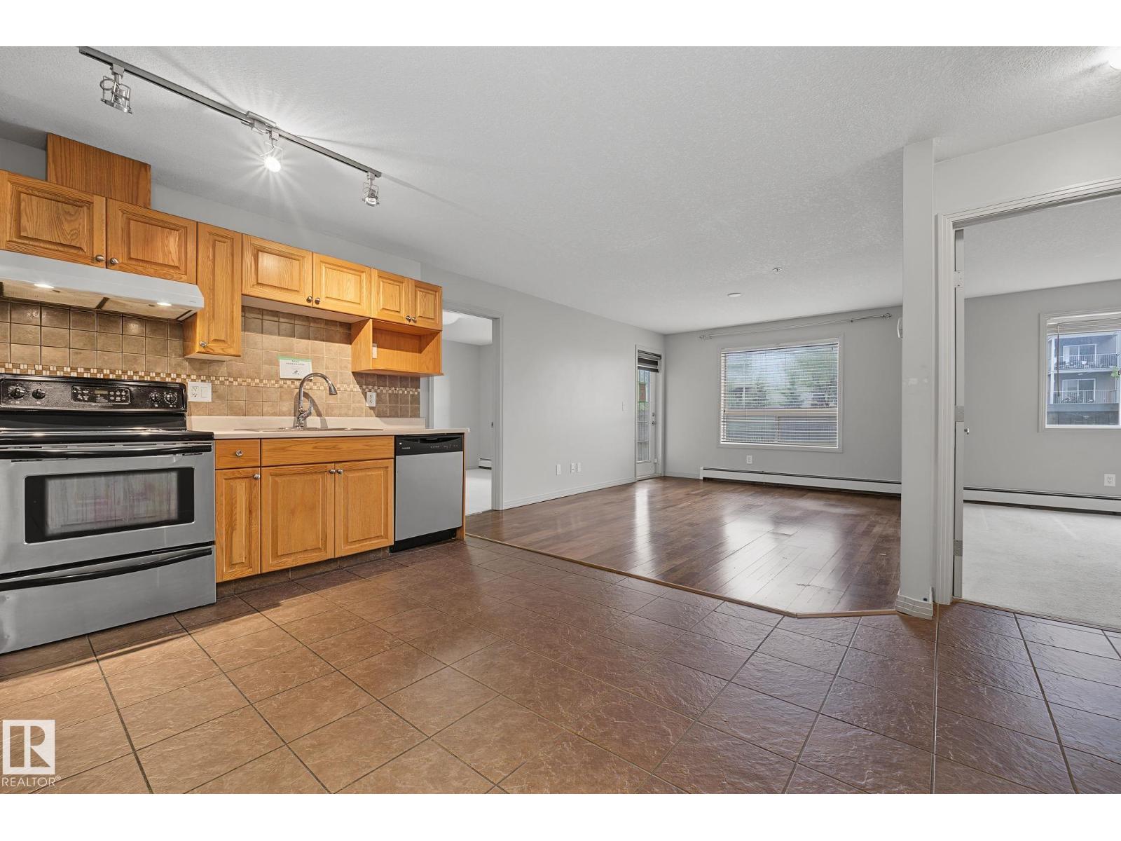 #111 5005 165 AV NW - 4