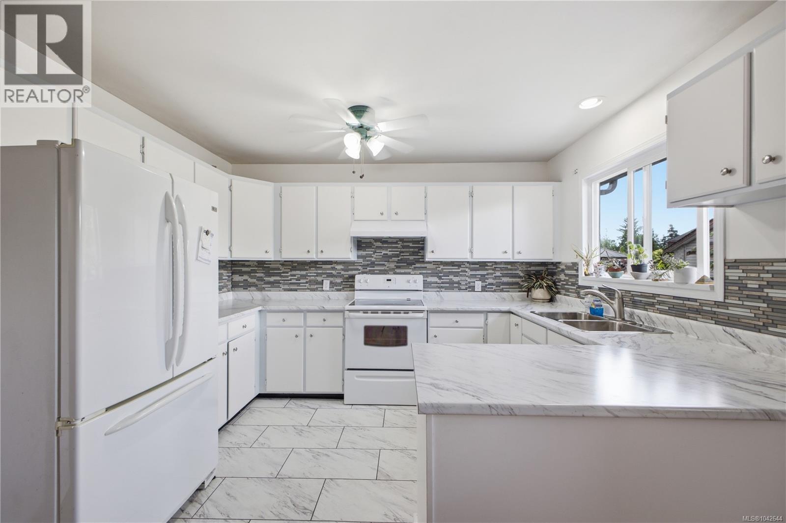 2505 Alder St S, Campbell River