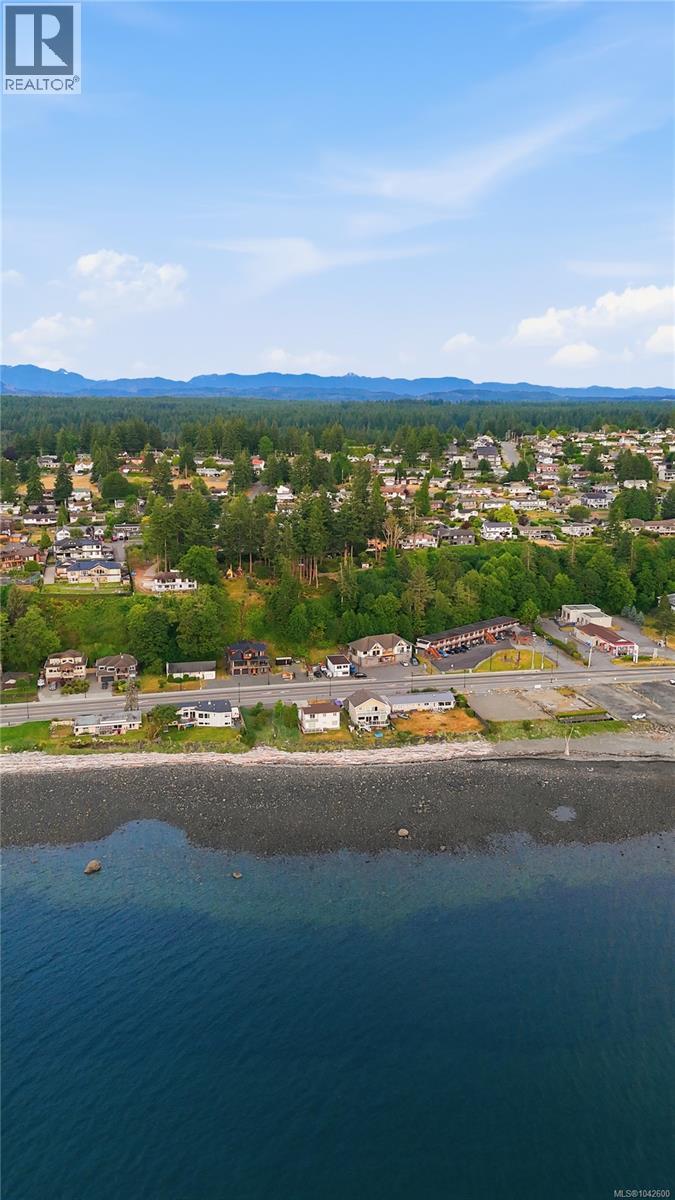 1081 Island Hwy S - 46