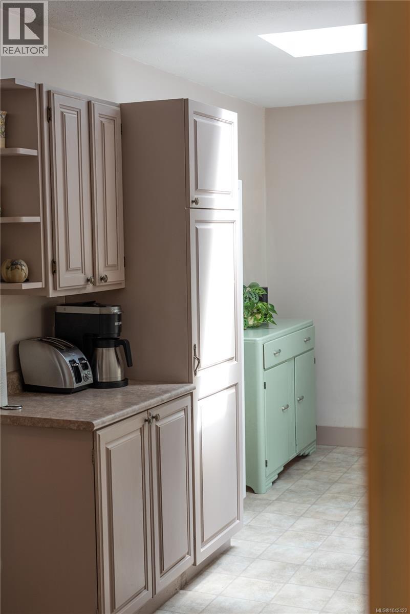 1367 Kingsview Rd - 18