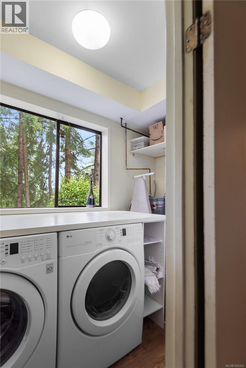 1367 Kingsview Rd - 38