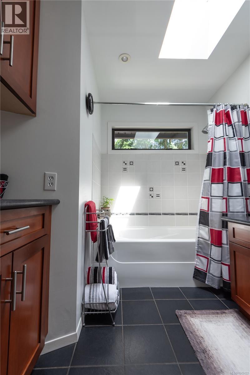 1367 Kingsview Rd - 27
