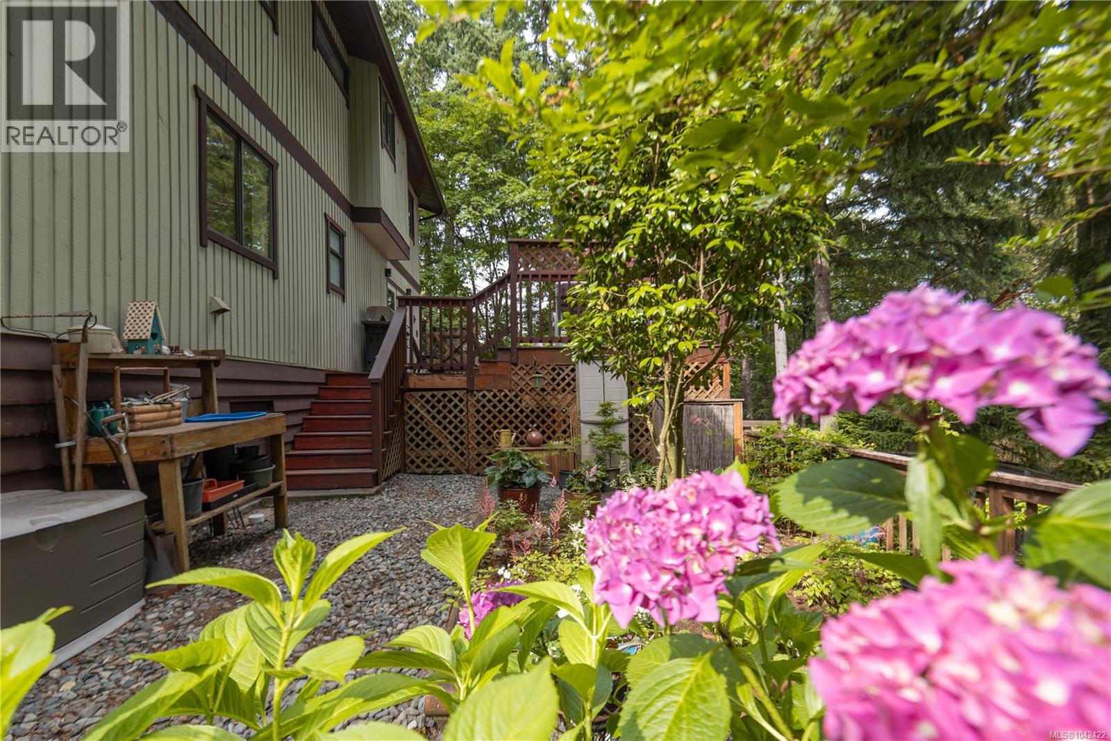 1367 Kingsview Rd - 58