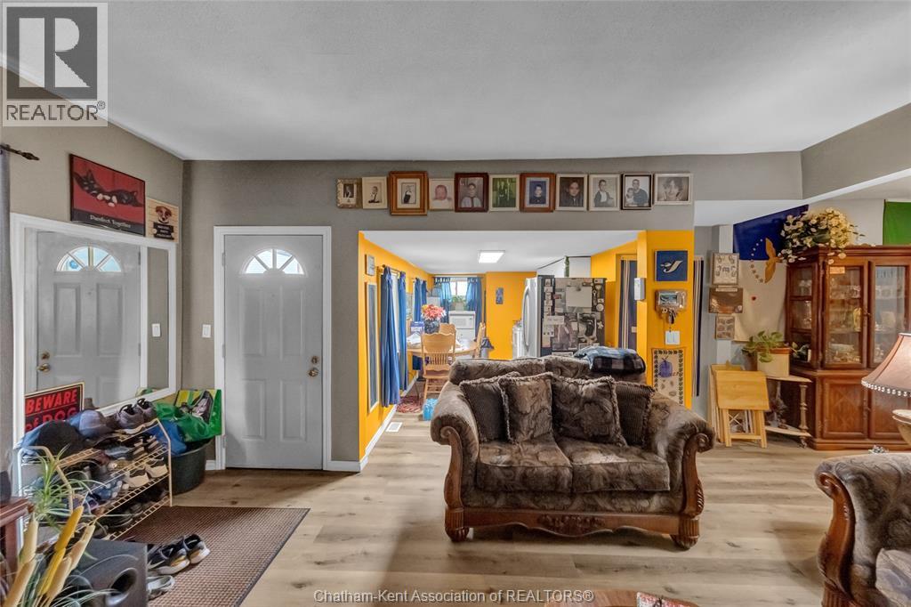 185 Thames STREET - 12