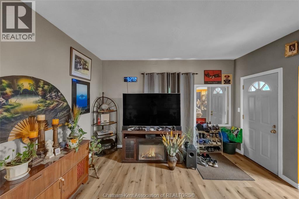 185 Thames STREET - 14