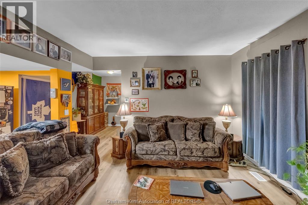 185 Thames STREET - 17