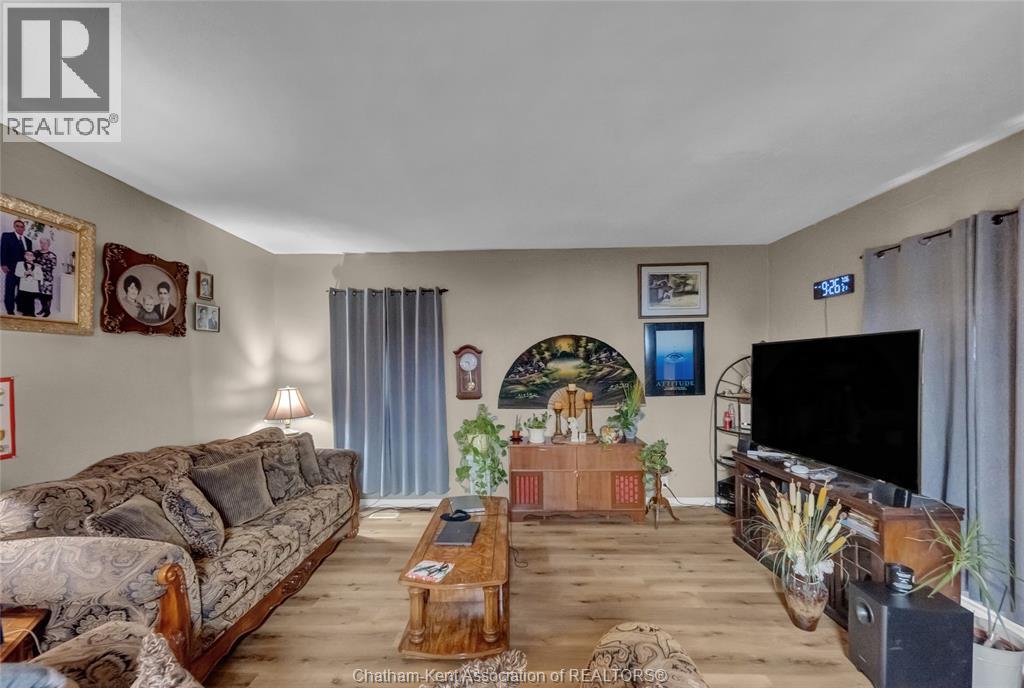 185 Thames STREET - 18