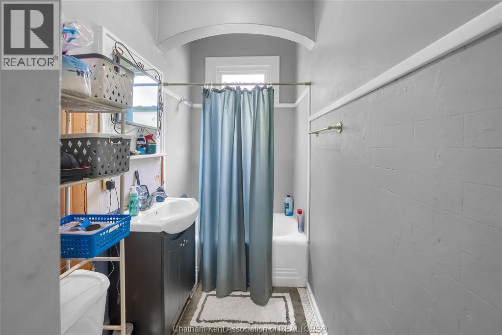 185 Thames STREET - 22