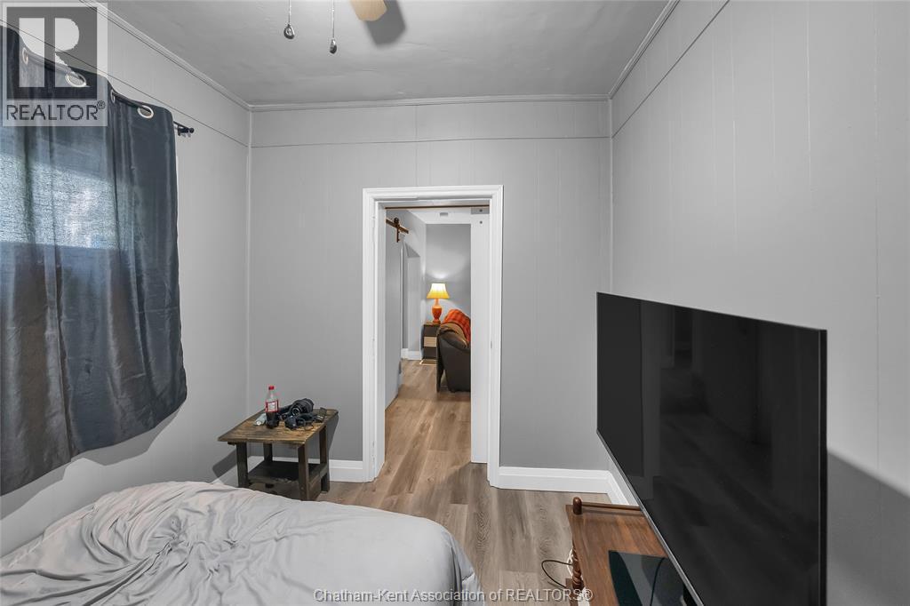 185 Thames STREET - 32