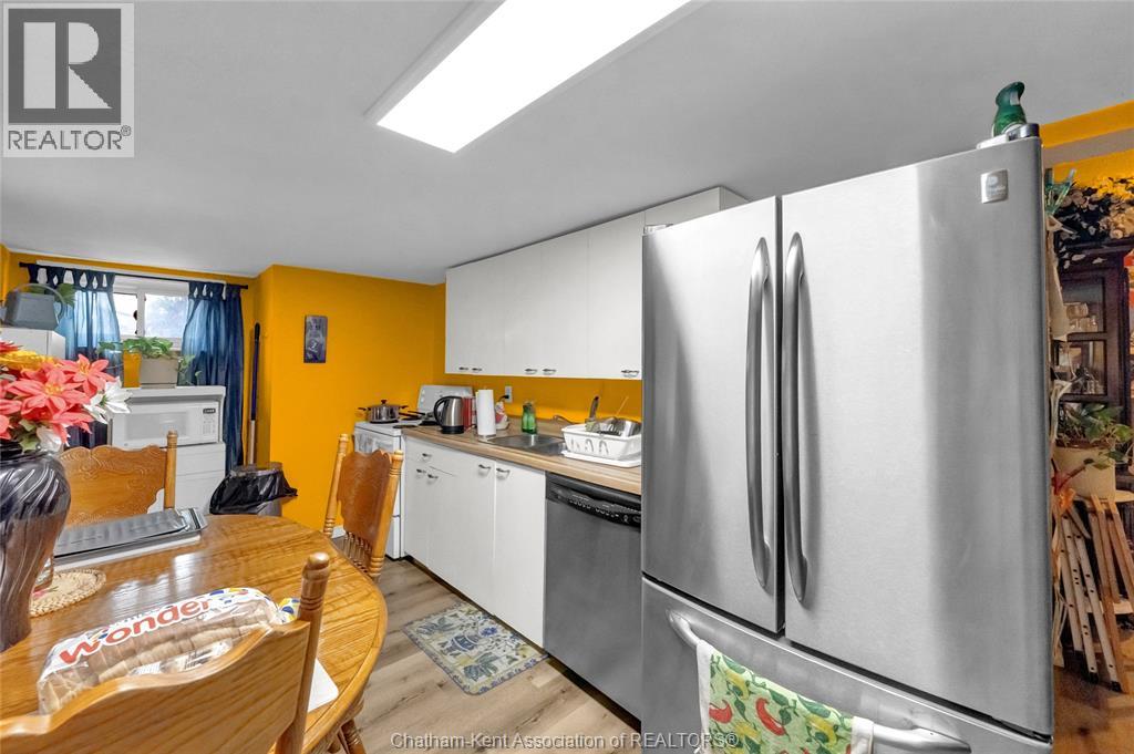 185 Thames STREET - 8