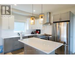 72 Trailview Drive E, Tillsonburg, ON N4G0K1 Photo 18