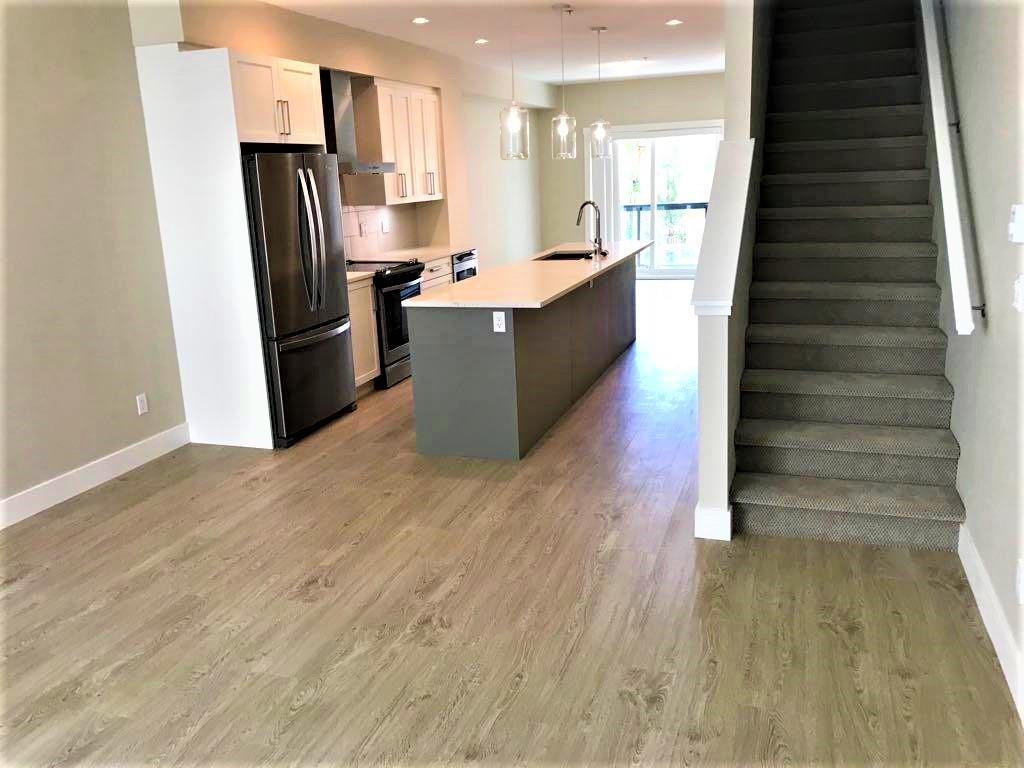 46 20498 82 AVENUE, Langley