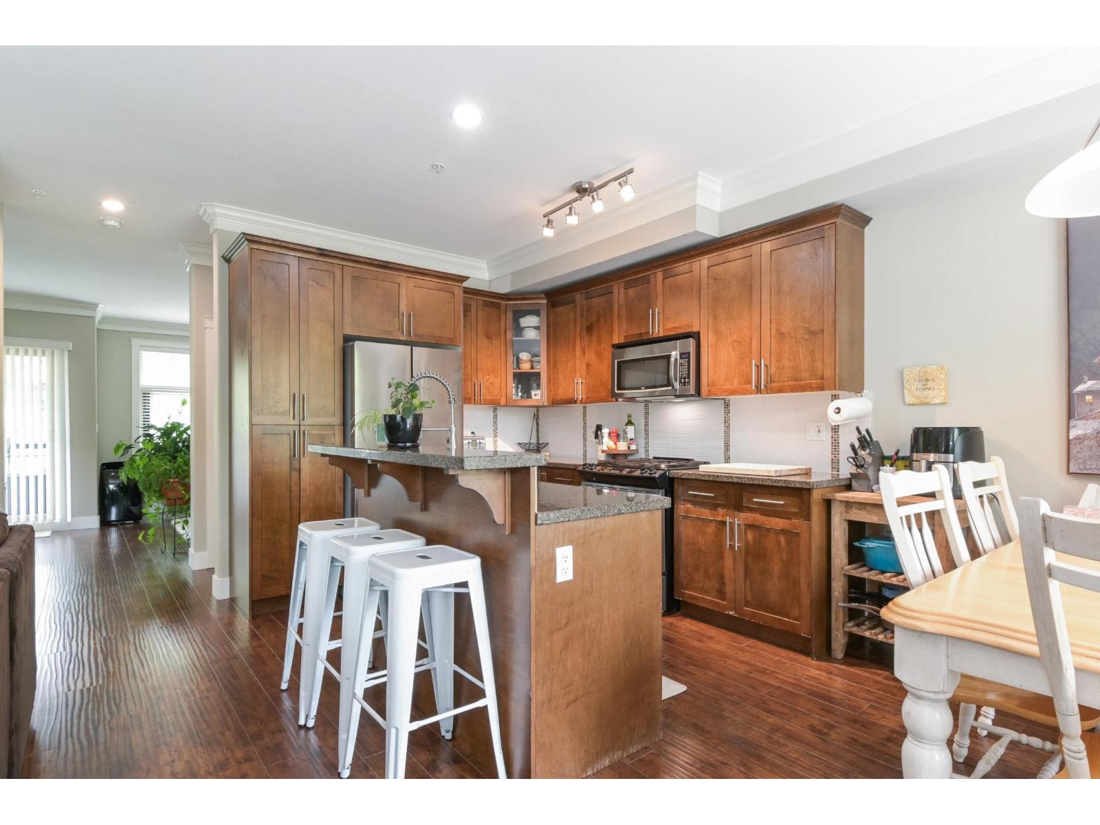 52 22225 50 AVENUE, Langley