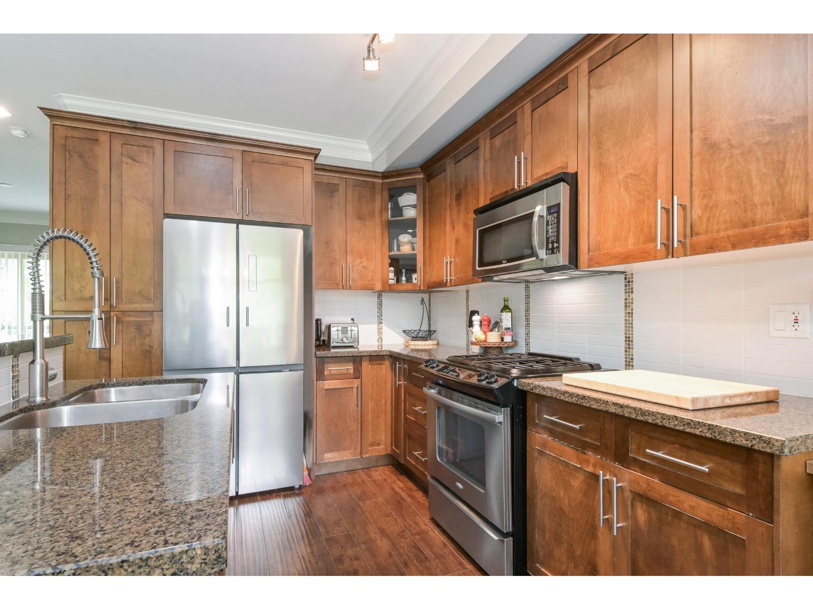 52 22225 50 AVENUE, Langley