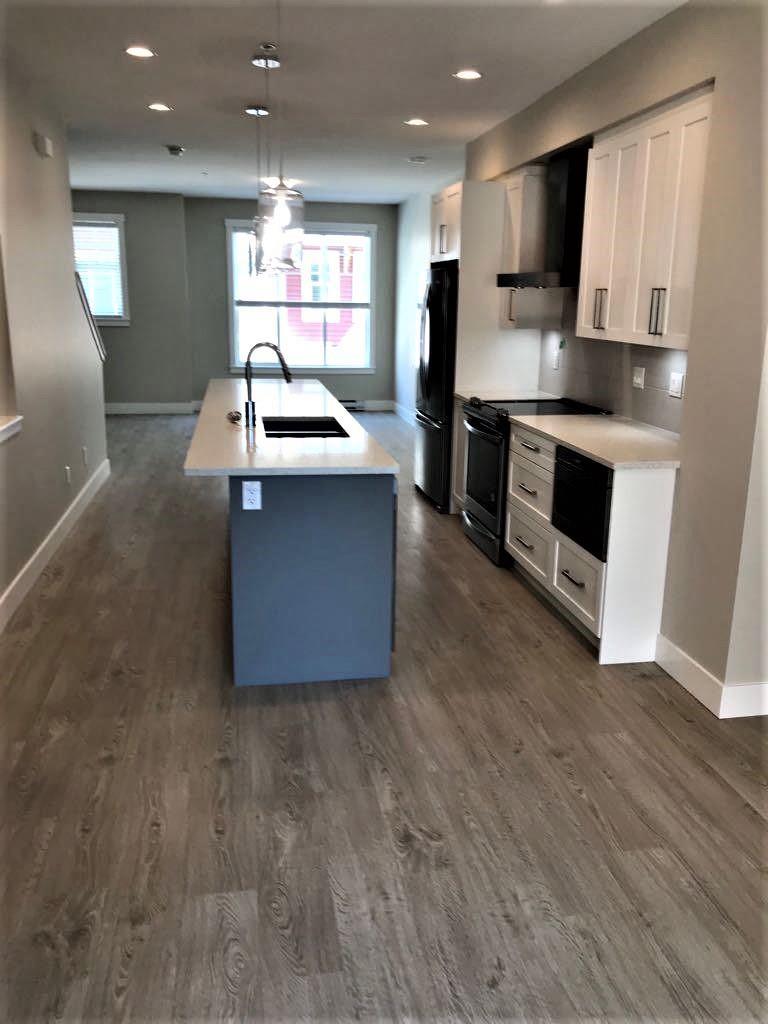 46 20498 82 AVENUE, Langley