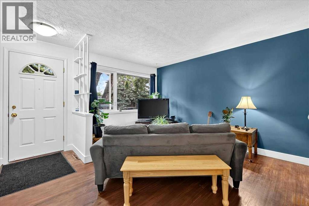 1944 10 Avenue NE - photo 5