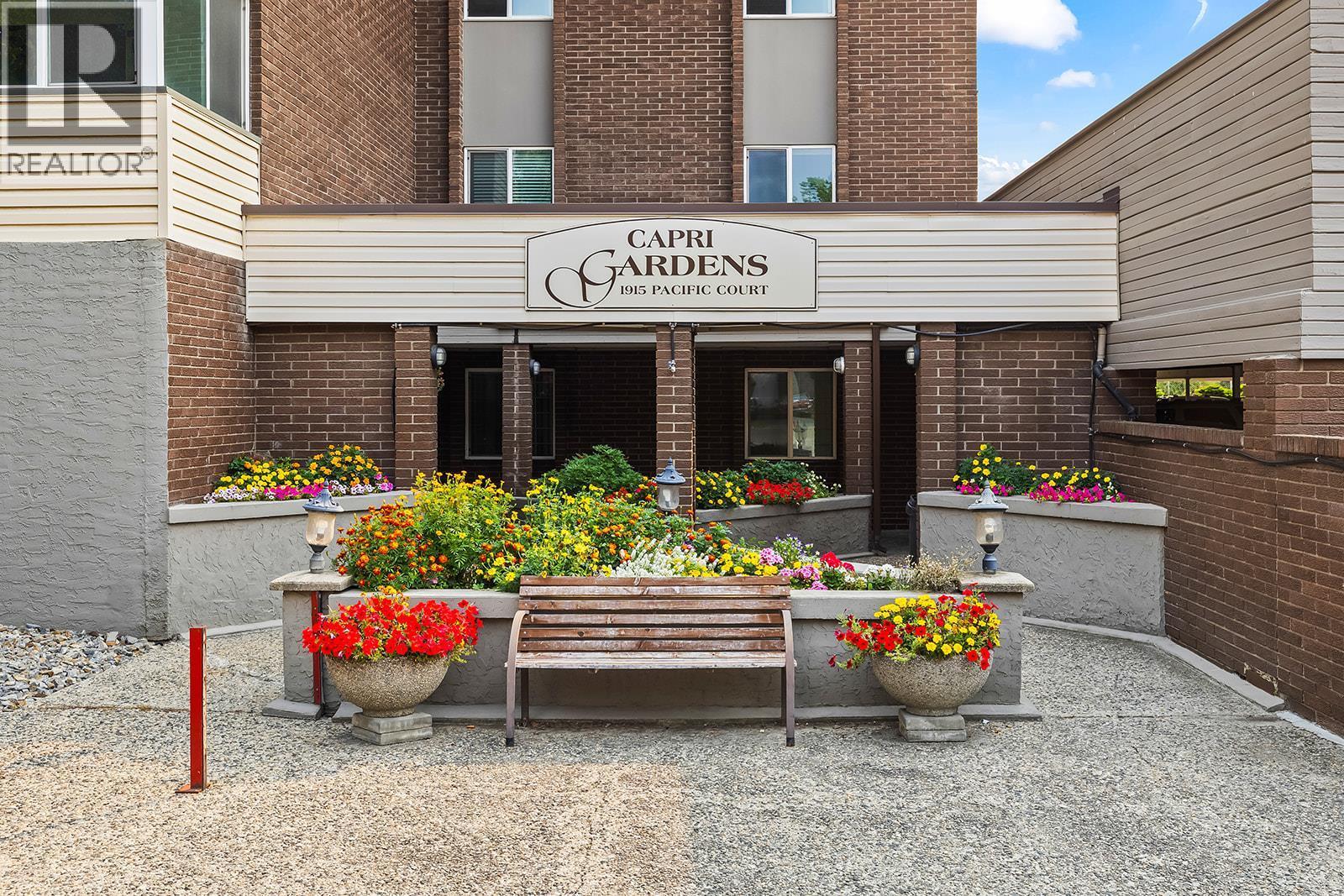 #104 1915 Pacific Court - 4