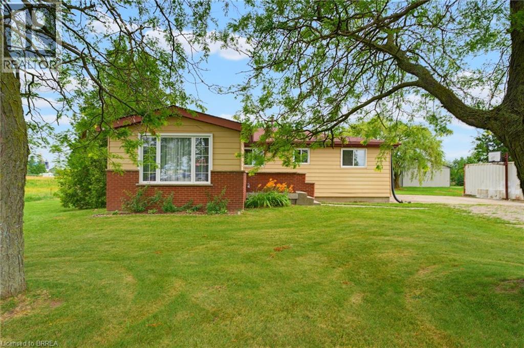3-bedroom home for sale at 1123 HALDIMAND ROAD 20, Hagersville ON · photo 1 of 35