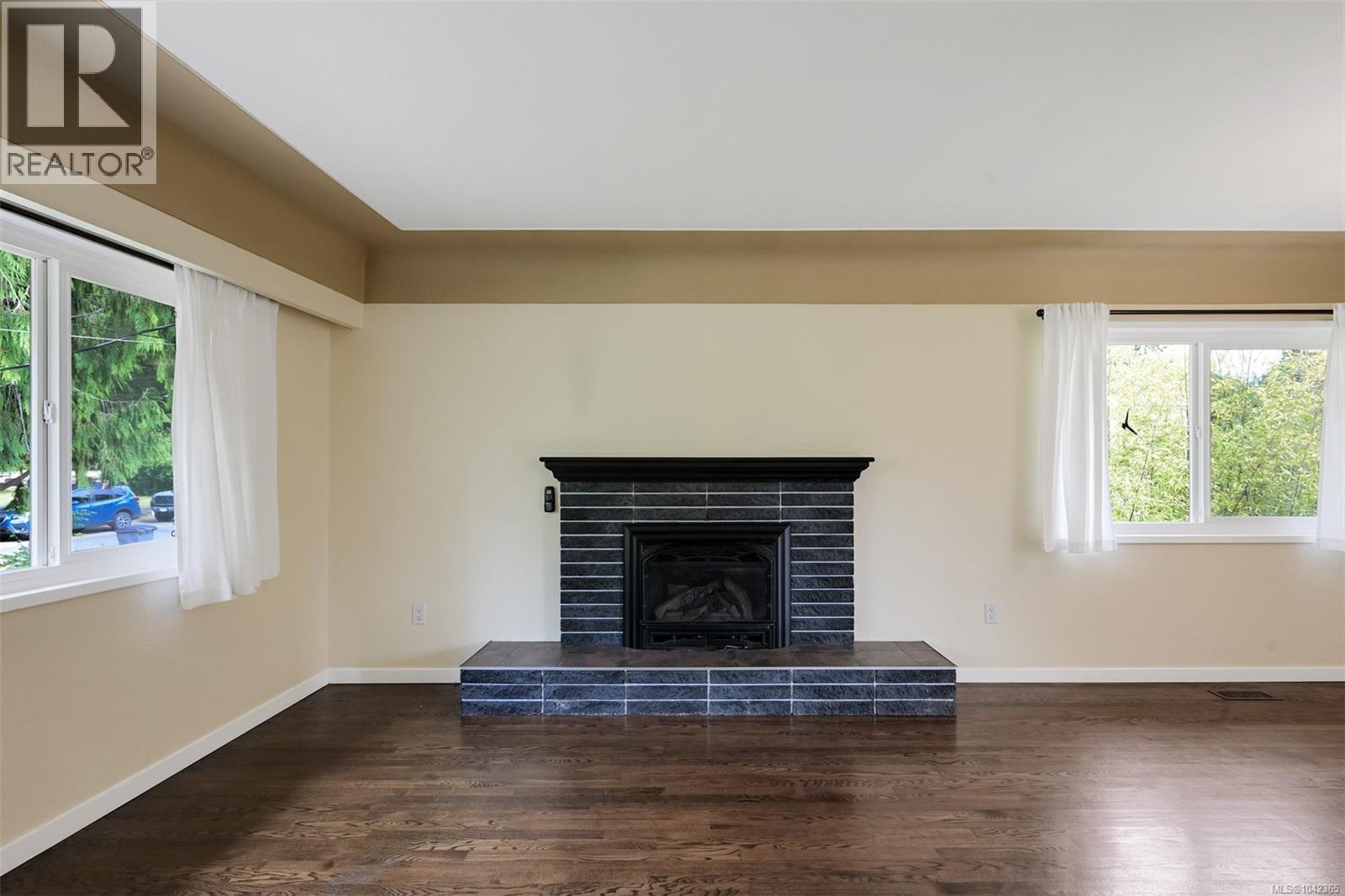 3967 Rainbow St - 10