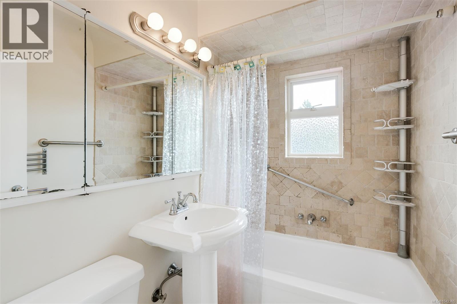 3967 Rainbow St - 23