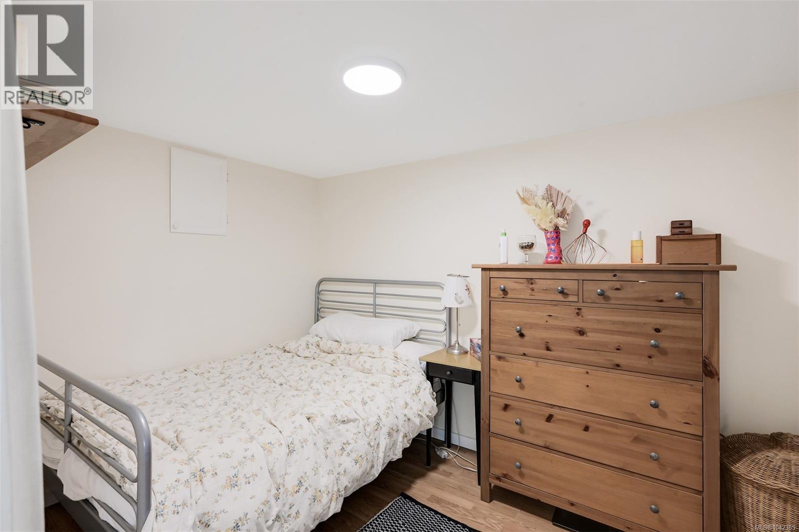 3967 Rainbow St - 41