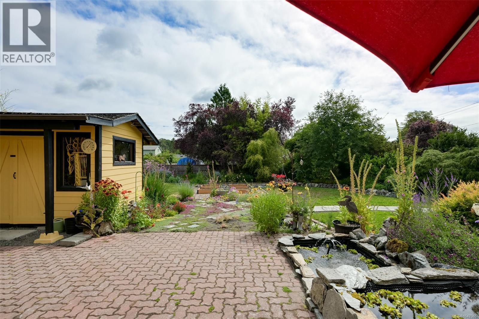 3967 Rainbow St - 50