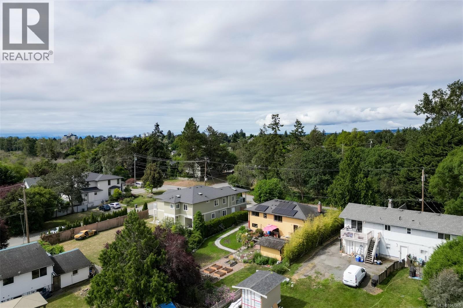 3967 Rainbow St - 66