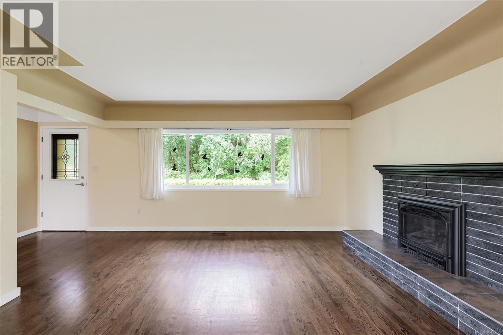 3967 Rainbow St - 9