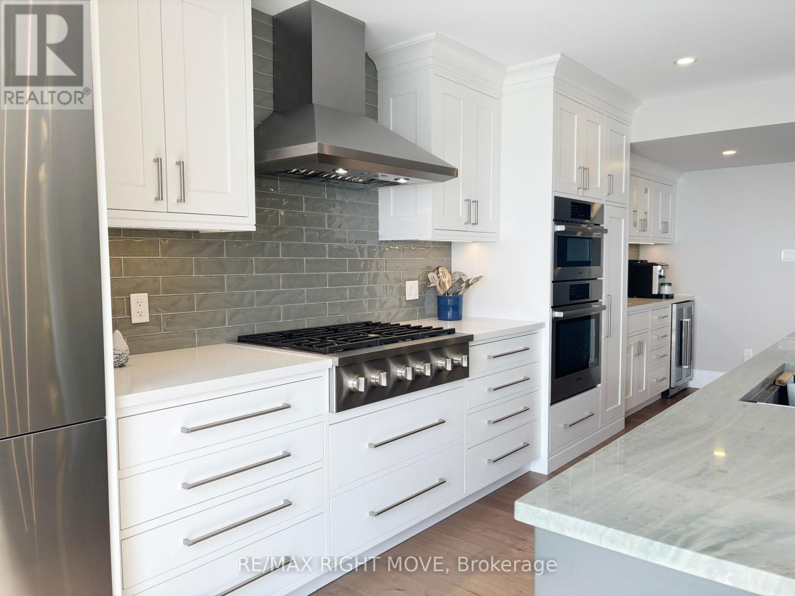 1189 WOODLAND DRIVE - 11
