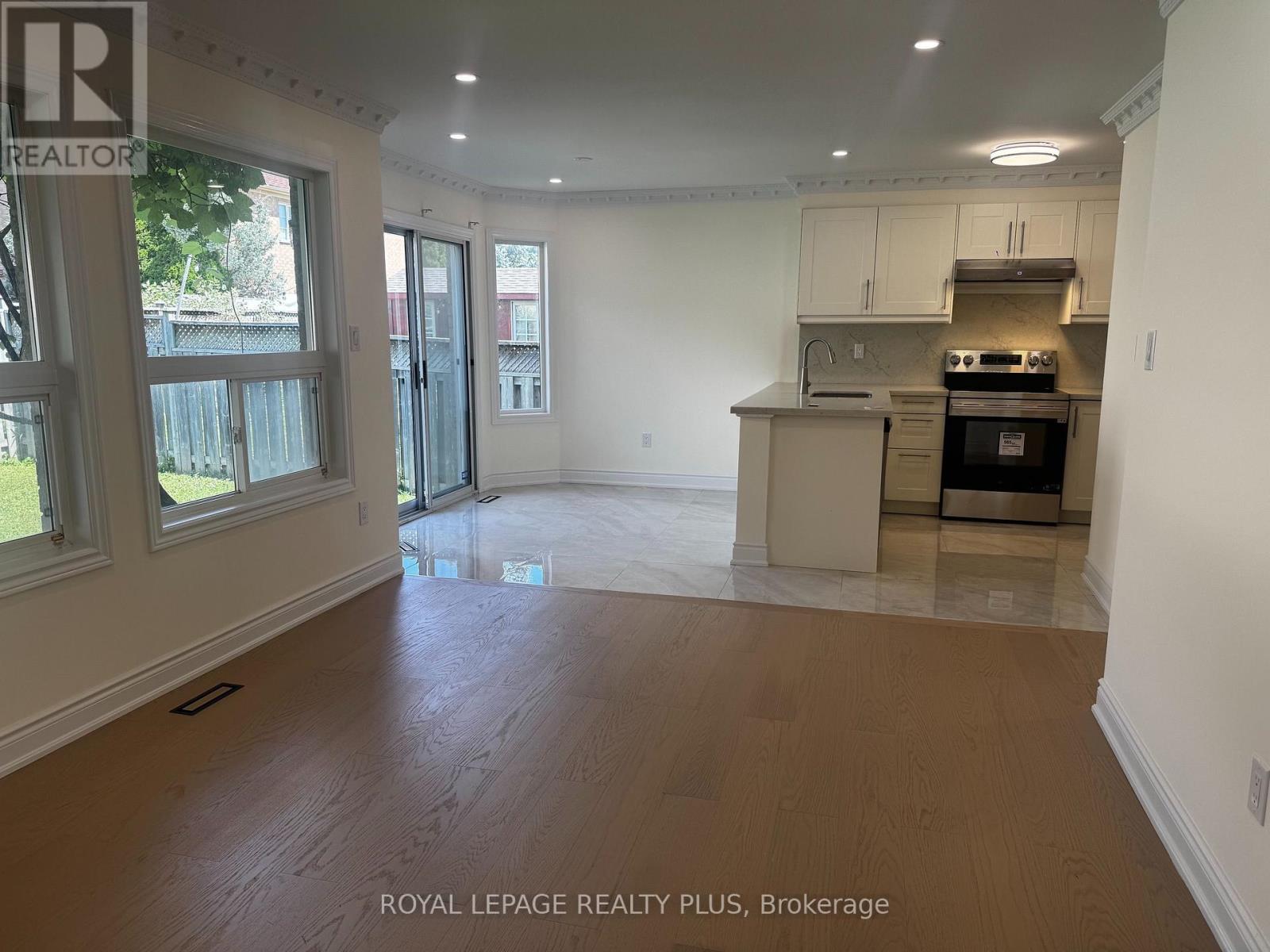 3249 MCDOWELL DRIVE - 13