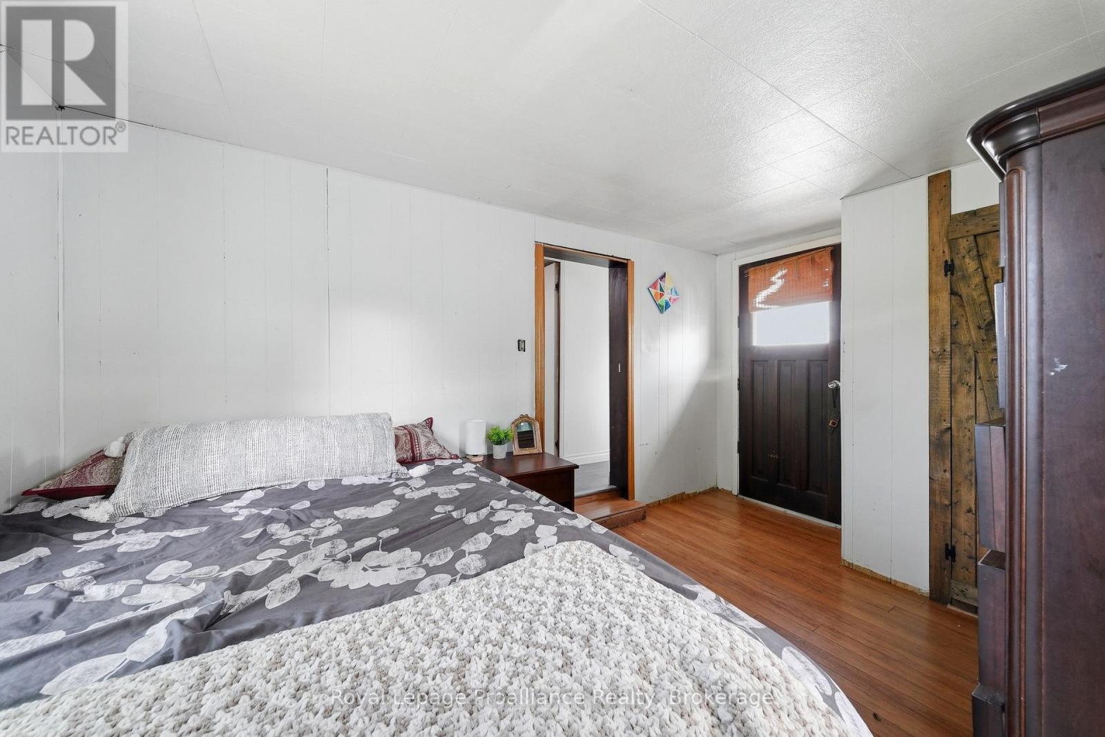 #53 63 WHITES ROAD - 18