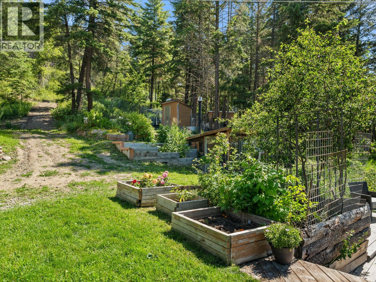 1809 Cardinal Creek Road - 38