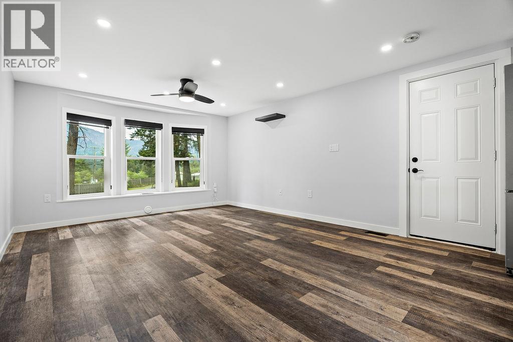 6588 97A Highway Unit# 3, Enderby