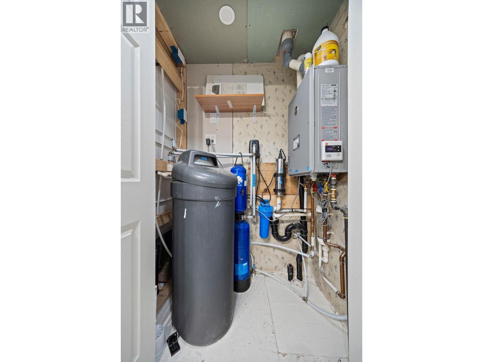 6588 97A Highway Unit# 3, Enderby