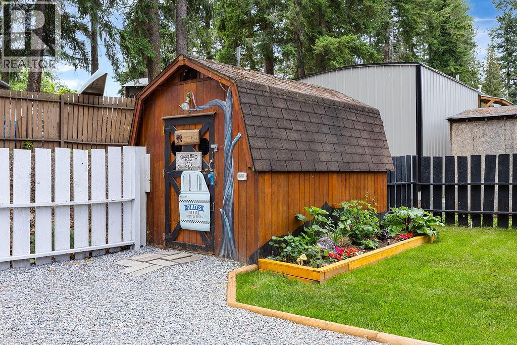 6588 97A Highway Unit# 3, Enderby