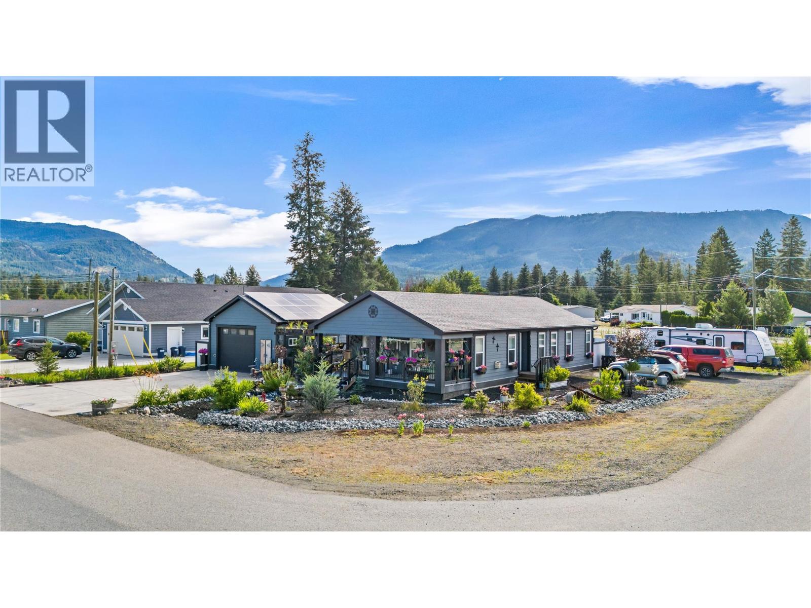 432 Siska Drive - 2