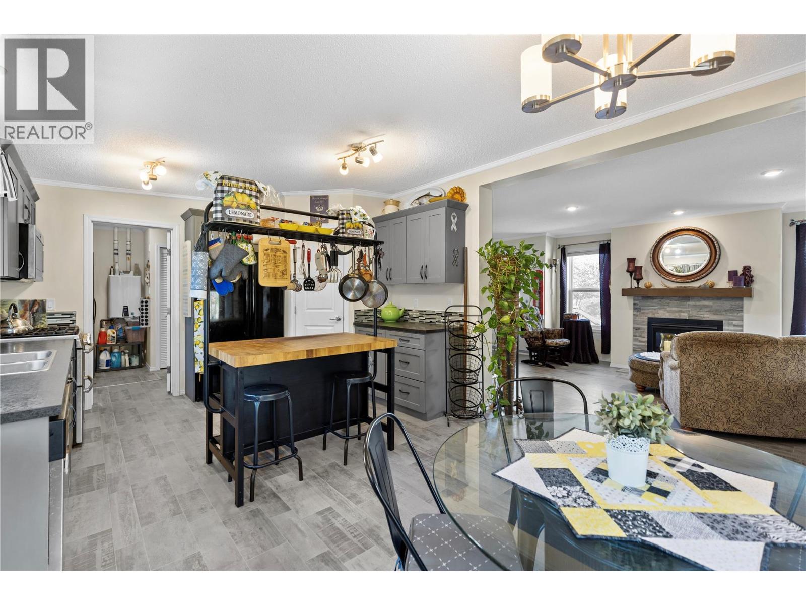 432 Siska Drive - 4