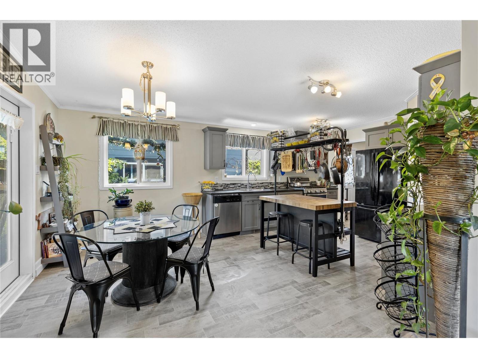432 Siska Drive - 6