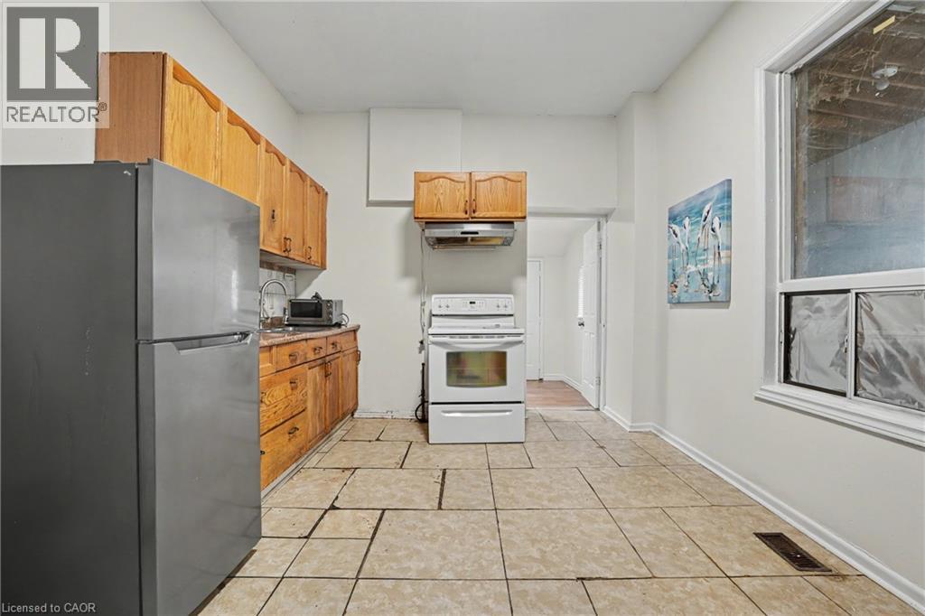 52 CATHCART Street - 11