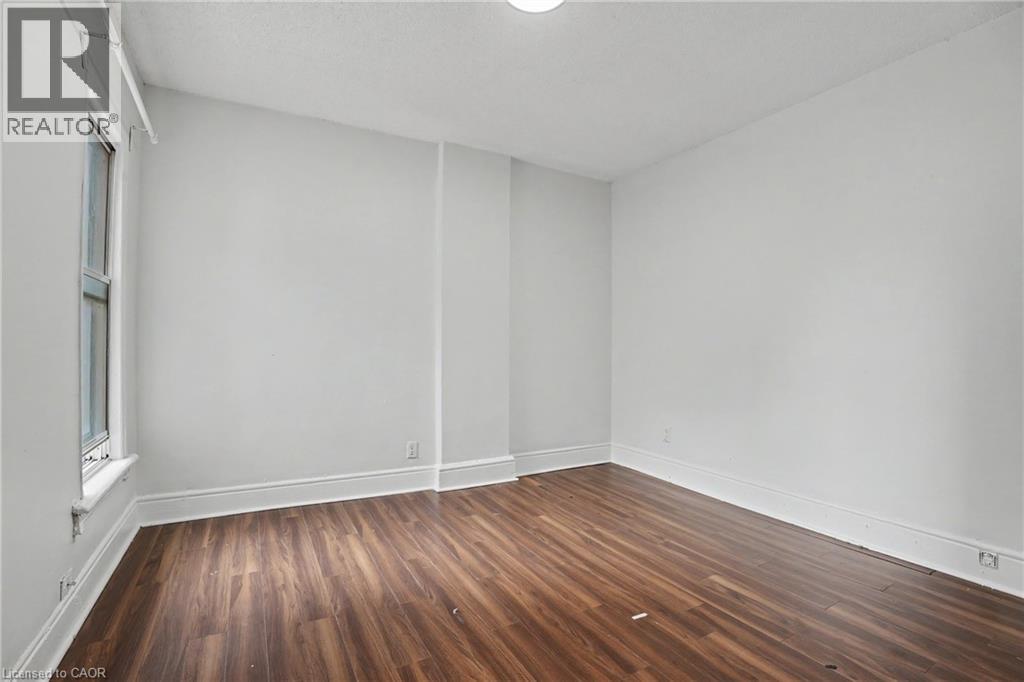 52 CATHCART Street - 21