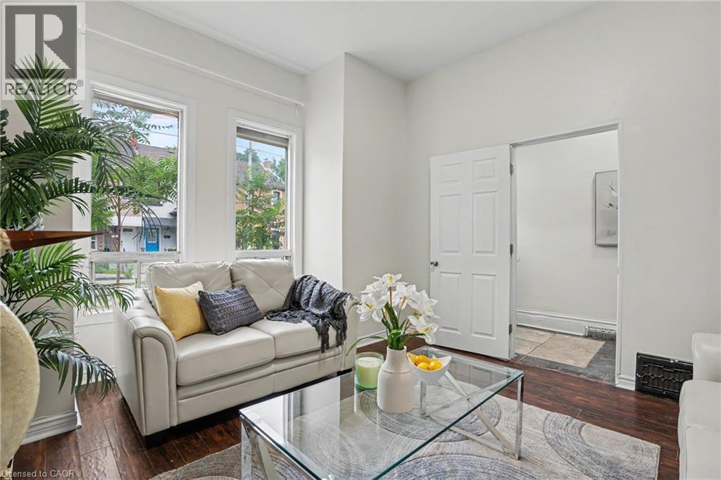 52 CATHCART Street - 7