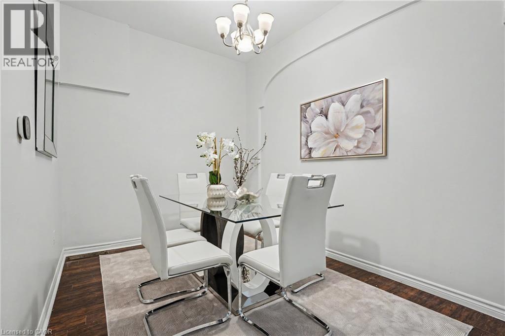 52 CATHCART Street - 9